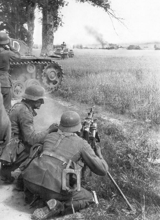 1943年德军西塔代勒攻击行动埃米尔中士使用T34坦