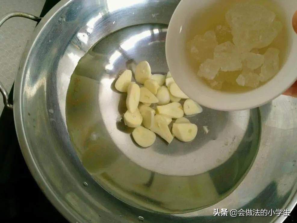 大蒜冰糖水怎么做、有什么功效？大蒜的作用大揭秘