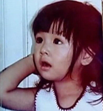 霍建华一家三口七夕聚会吃烤肉，小海豚正脸首曝光，长得像林心如