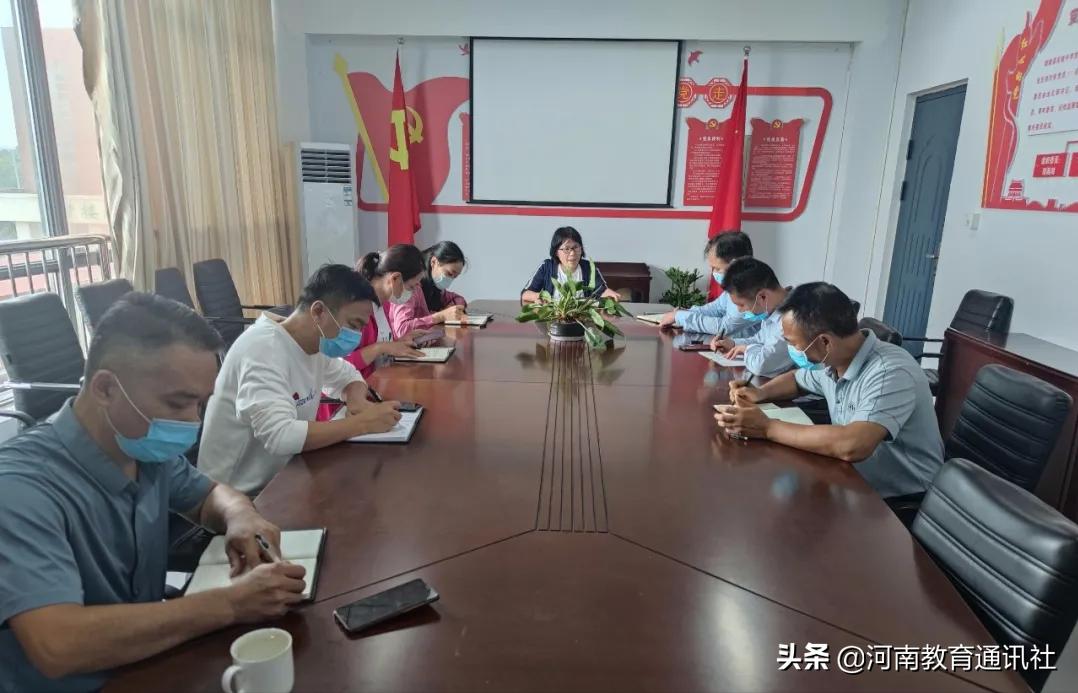 鄢陵縣實驗學校開展校園安全大排查活動(圖3) 鄢陵縣實驗學校開展校園安全大排查活動(圖3)