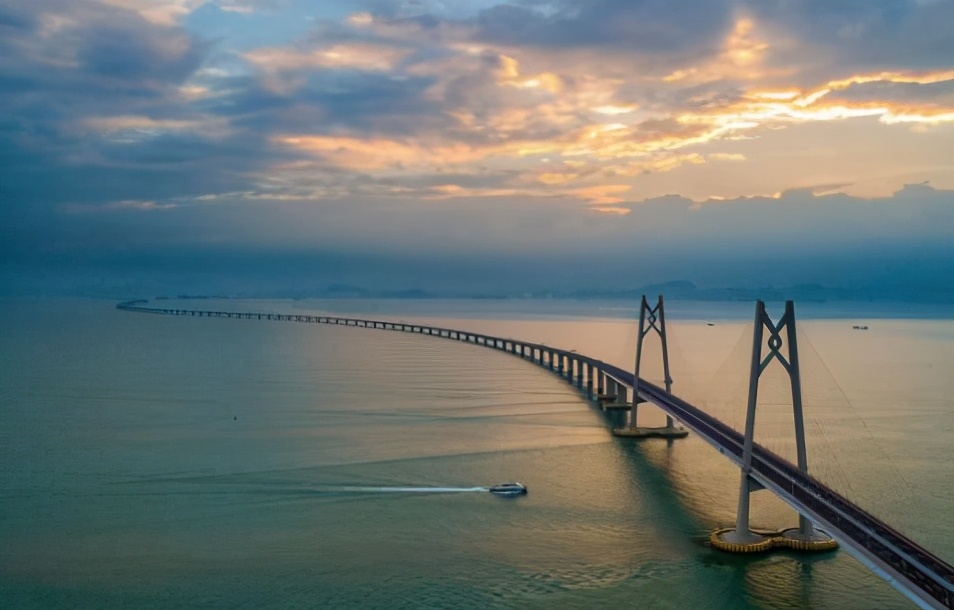 中國基建慘遭“滑鐵盧”？耗時9年花費千億，卻造了一座廢橋？