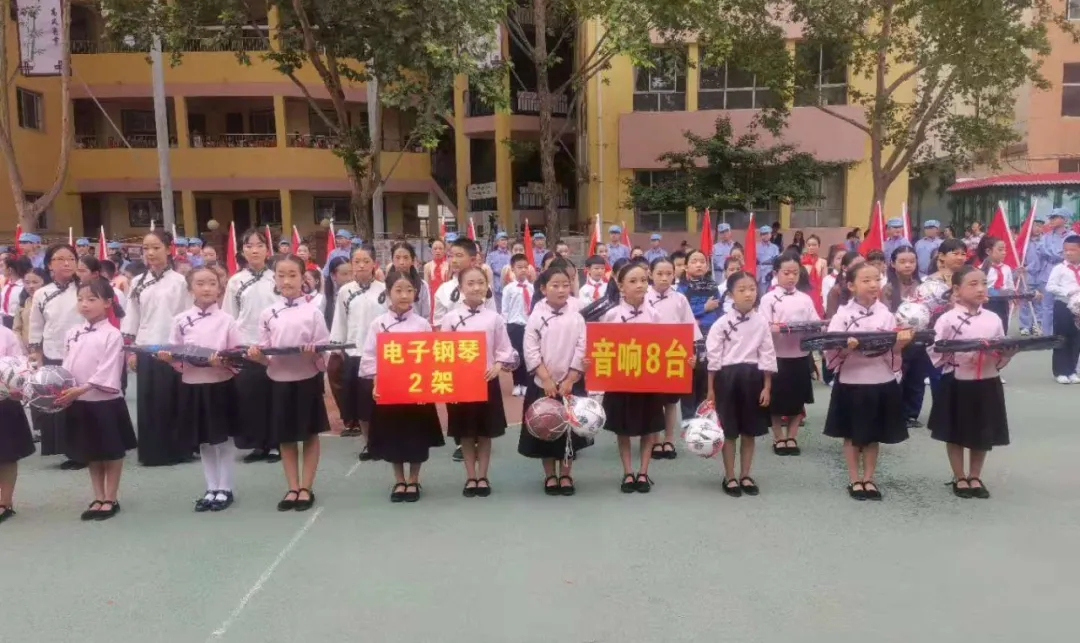 临汾市解放路小学百年校庆!为何这样“火”(图1)