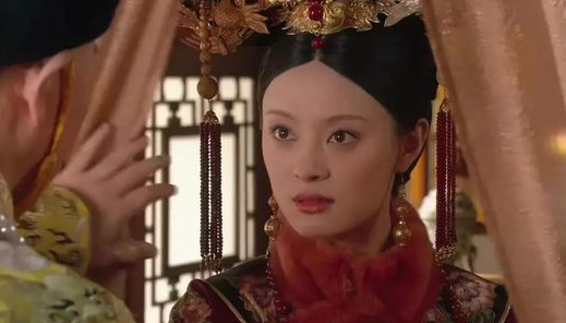 甄嬛传：纯元临终前，给宜修设下3大陷阱，难怪