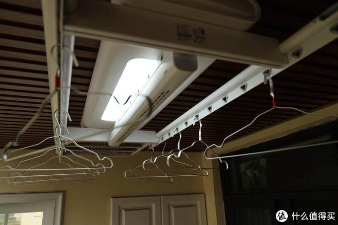 提升家居生活品质 邦先生朝阳智能晾衣机M1T告诉你就是如此简单