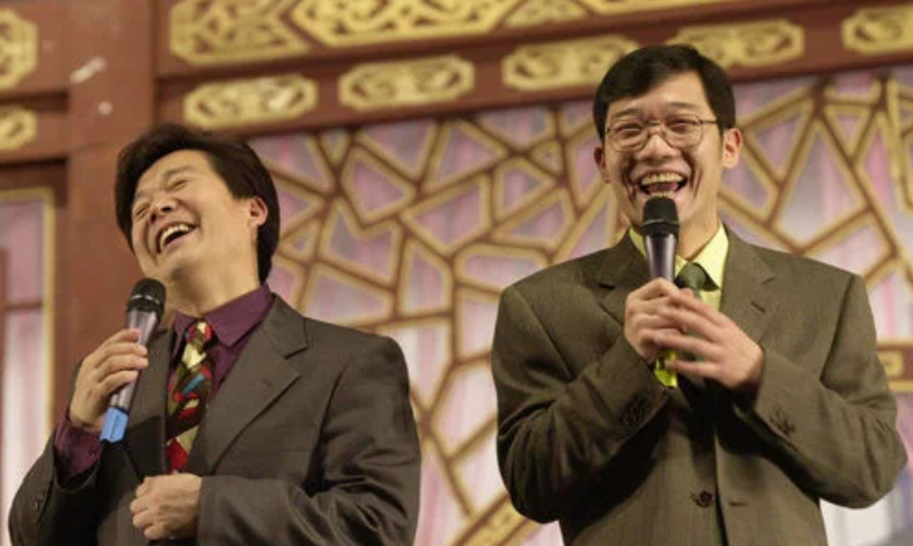 相声演员大兵捧场徒弟茶馆，网友：童年偶像又