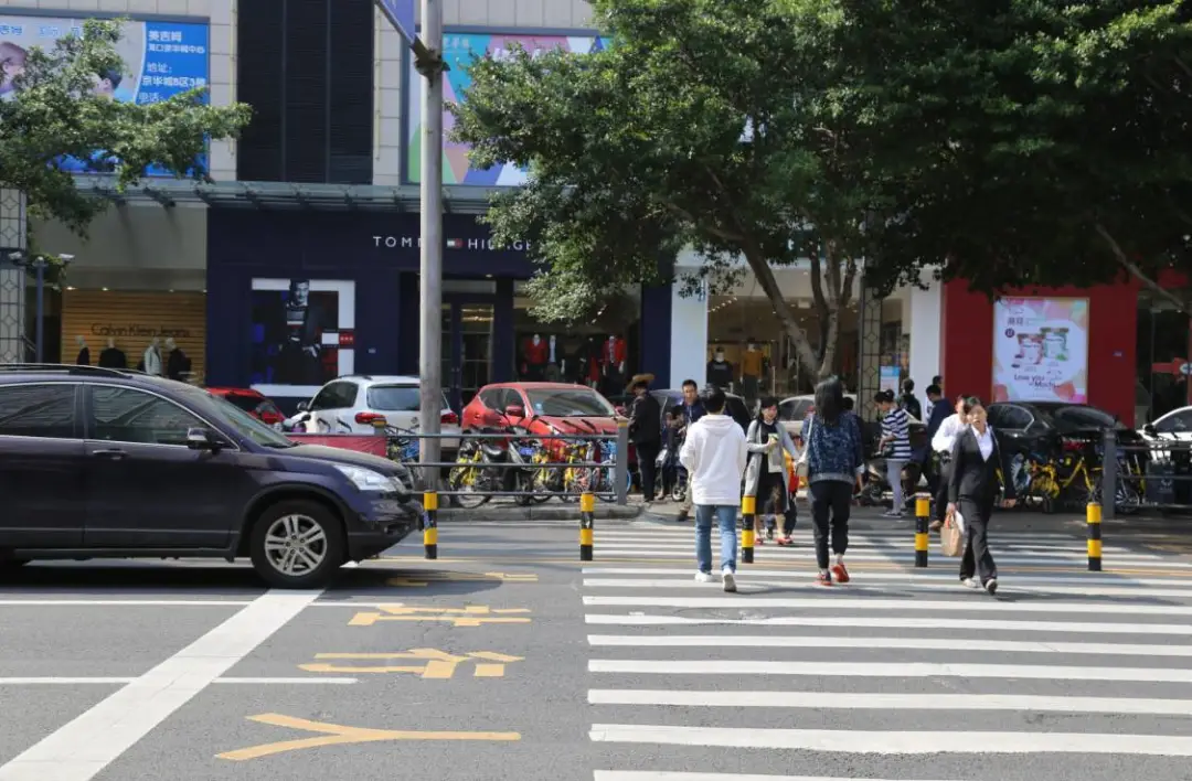 电子警察全面升级7项抓拍，司机们注意了