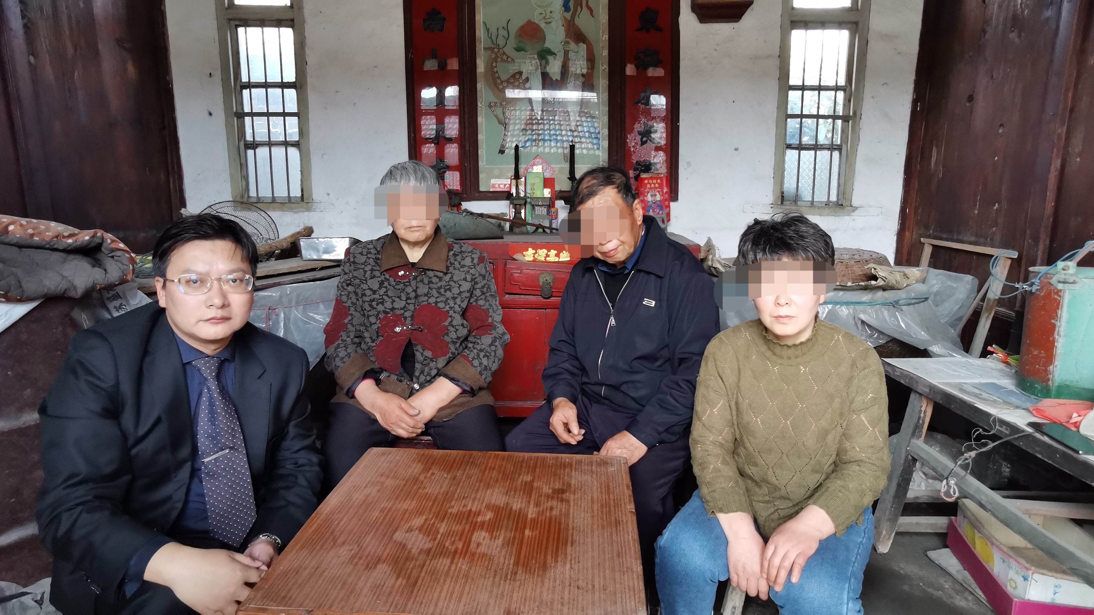 “南大碎尸案”家属正式起诉南京大学：不是为了经济赔偿，只是想让父母将来走得安心