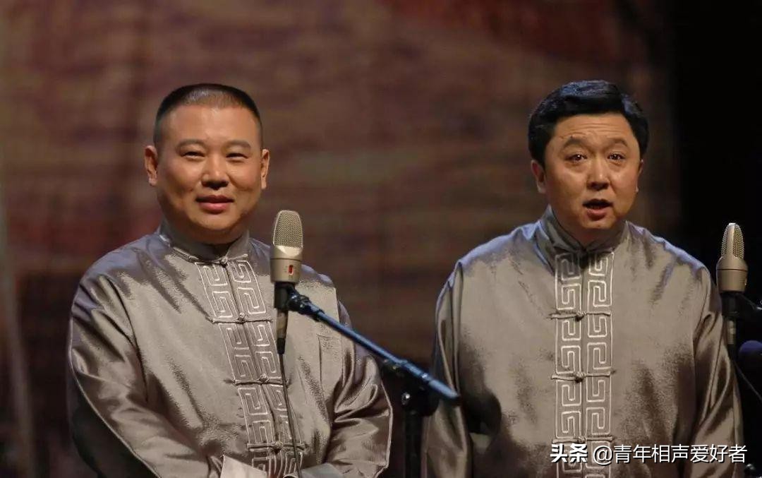 CCTV spring is late first big couplet platoon, yue Yunpeng of heart cloud company shows a body, two large dominant positions let him surmount Guo Degang