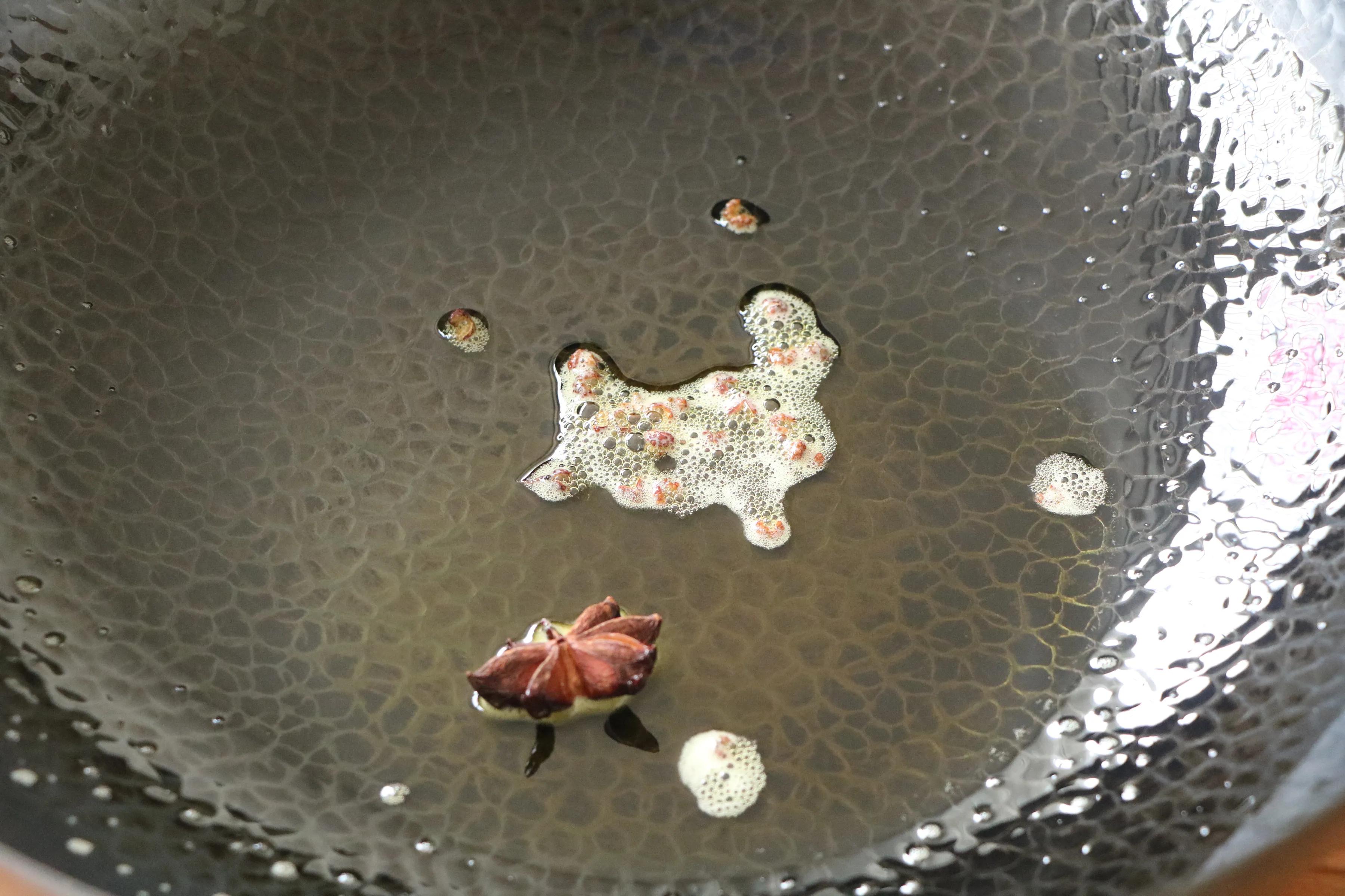 土豆燉雞塊，小時候的味道，燉一大鍋，全家人圍著吃，滿足又解饞