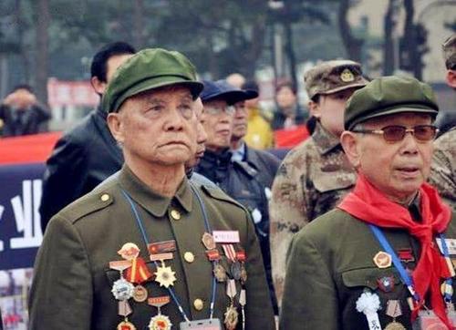 志愿军一等功臣刘祚坤，放弃工作回乡务农，后