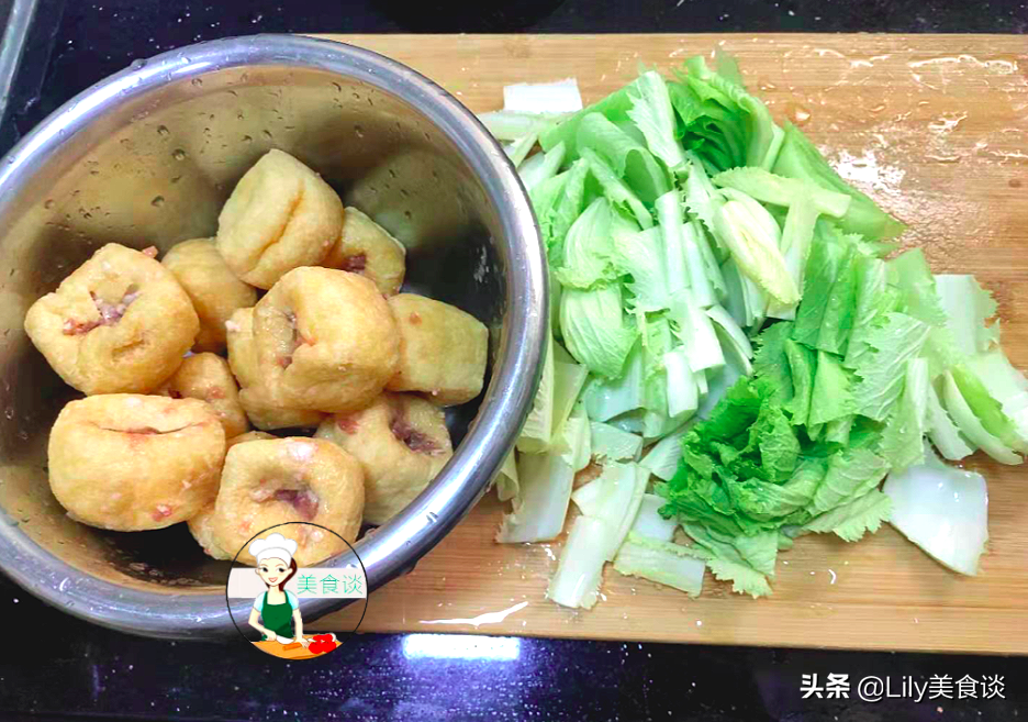 图片[7]-白菜油豆腐酿肉煲做法步骤图 新年吃出好彩头-起舞食谱网