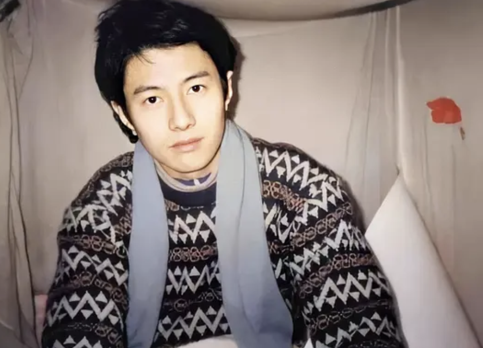 郑钧的摇滚人生，和他一生中爱过的2个重要女人