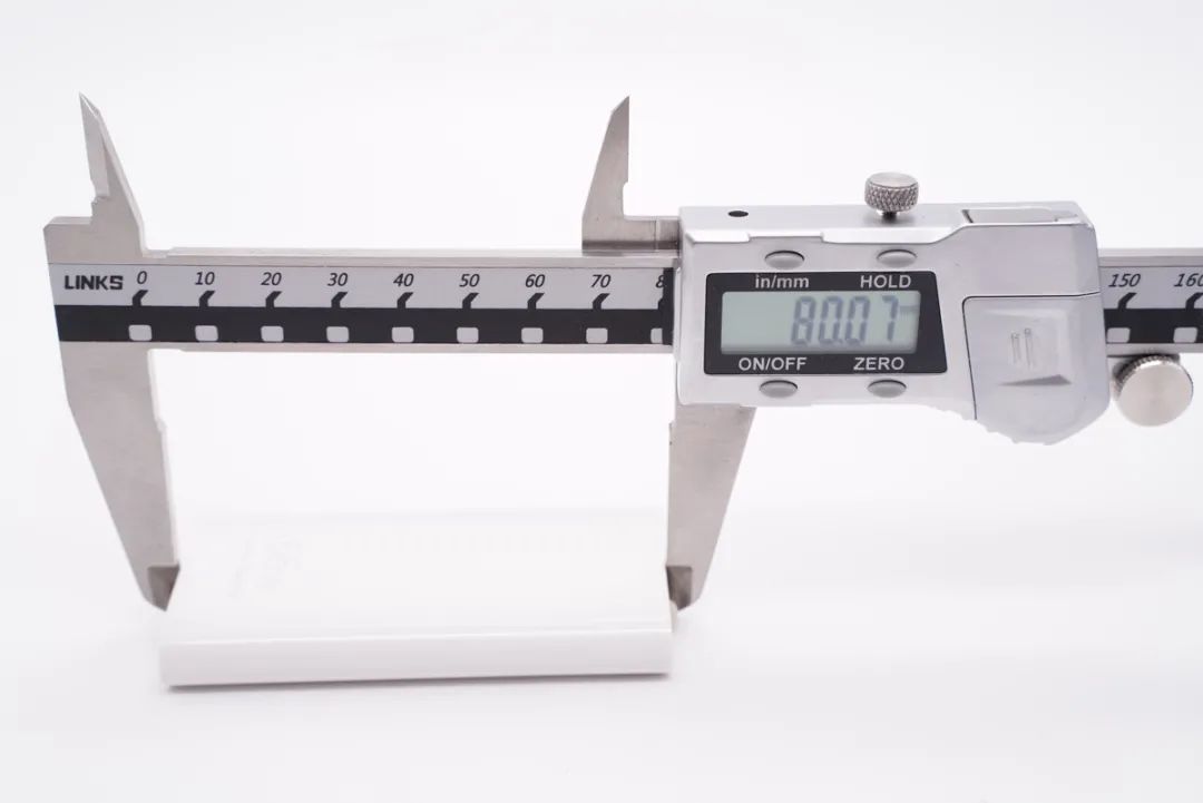 华为66W超薄氮化镓快充拆解，揭晓如何实现同类产品2倍功率密度