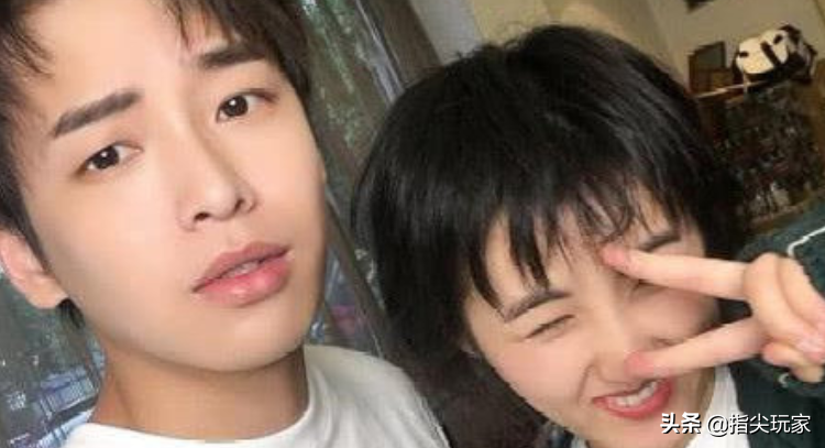 有种“有钱妹妹”叫张子枫，承包彭昱畅所有帽