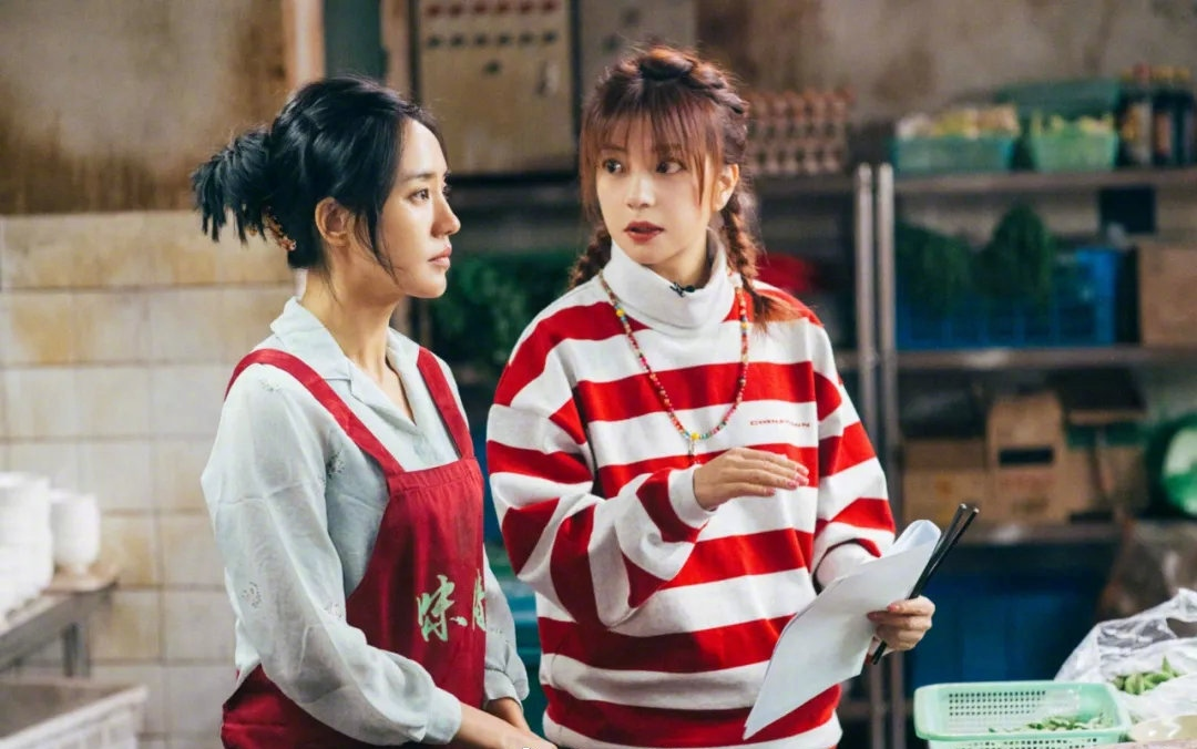 “老板倒台，员工遭殃”，赵薇旗下艺人王智变高危，新剧戏份删除