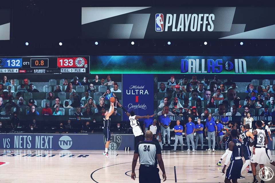 擁抱道歉+公開示好！東契奇打服哈雷爾：從飆髒話到大寫的尊重