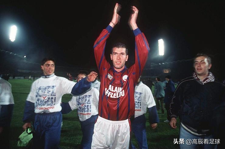 齐达内身后的第二人！从未效力过顶级豪门，却