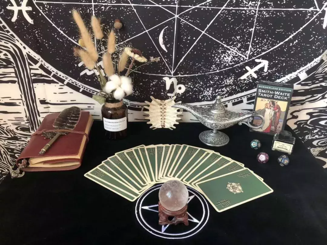 塔罗牌解析,塔罗牌为什么准的吓人 第3张