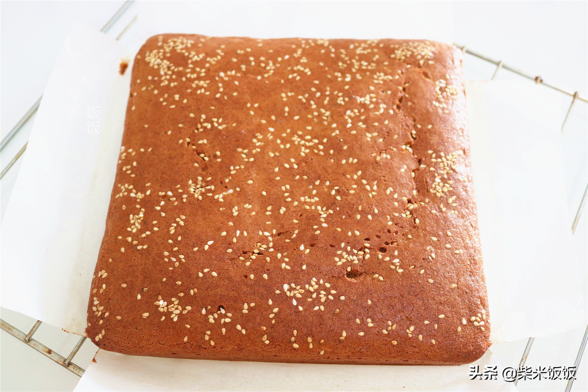 3个鸡蛋，一把红枣，做一款简单又好吃的枣糕，味道太正了