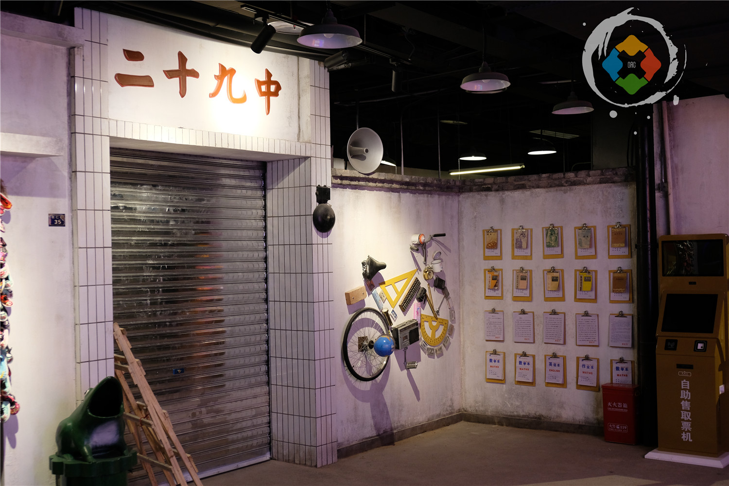 洪崖洞收费区域开放，29元回到80年代的重庆，你会去打卡吗？