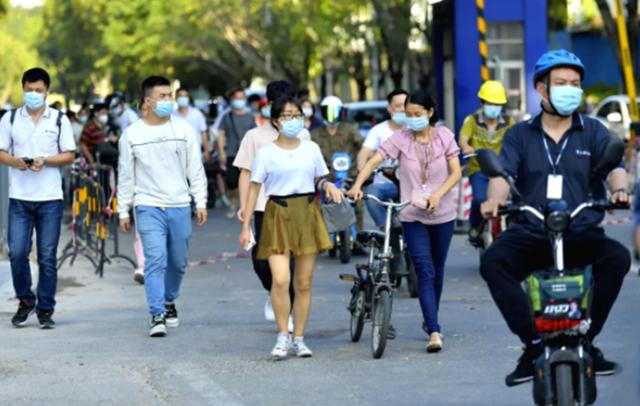 郭台铭终于醒悟，富士康不想被中国大陆市场抛