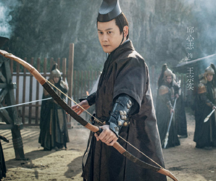 杨幂《斛珠夫人》没杀青，杨紫古代剧就未播先