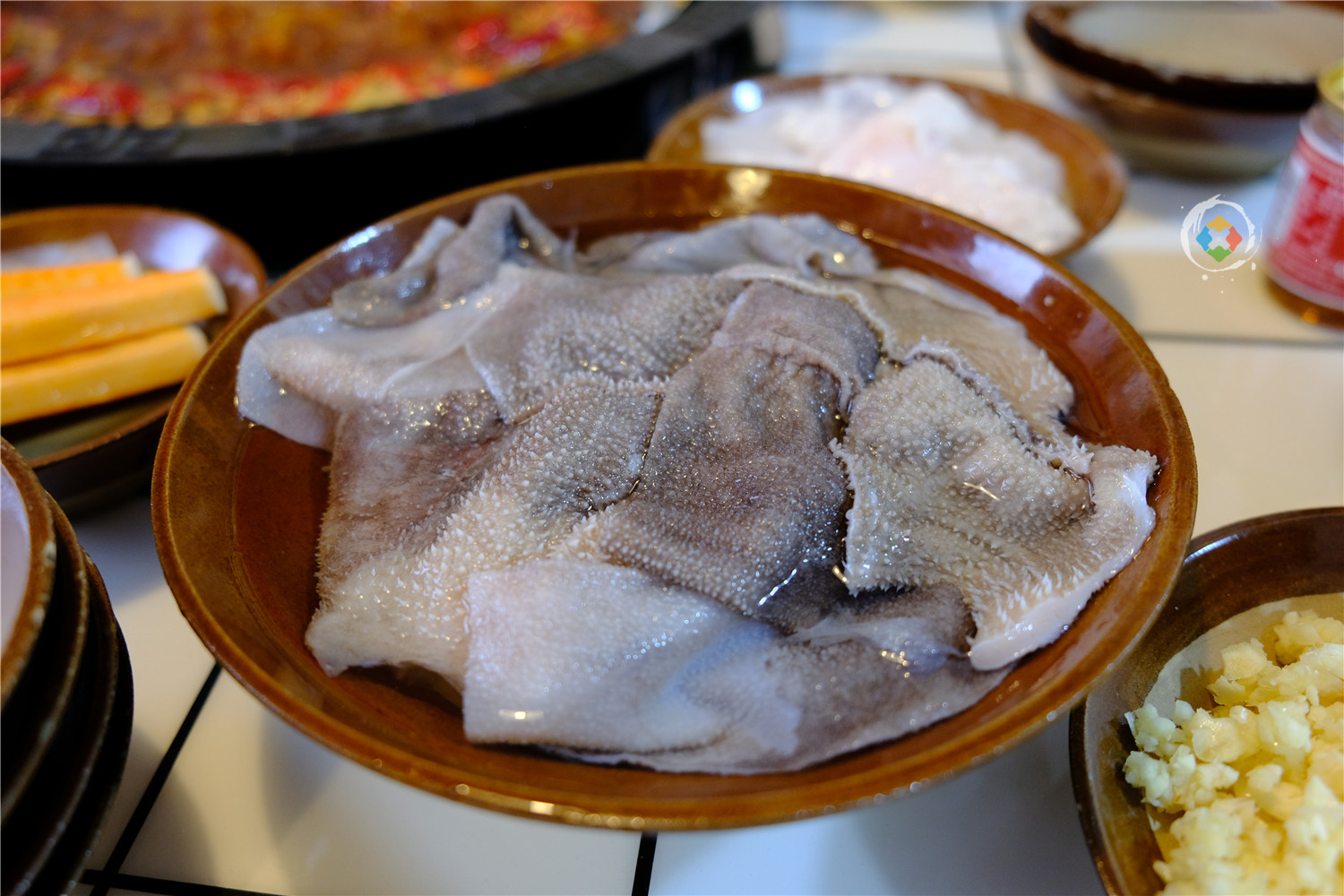 久违的重庆三拖幺火锅，人均不到50元，9块钱的酥肉惊艳全场