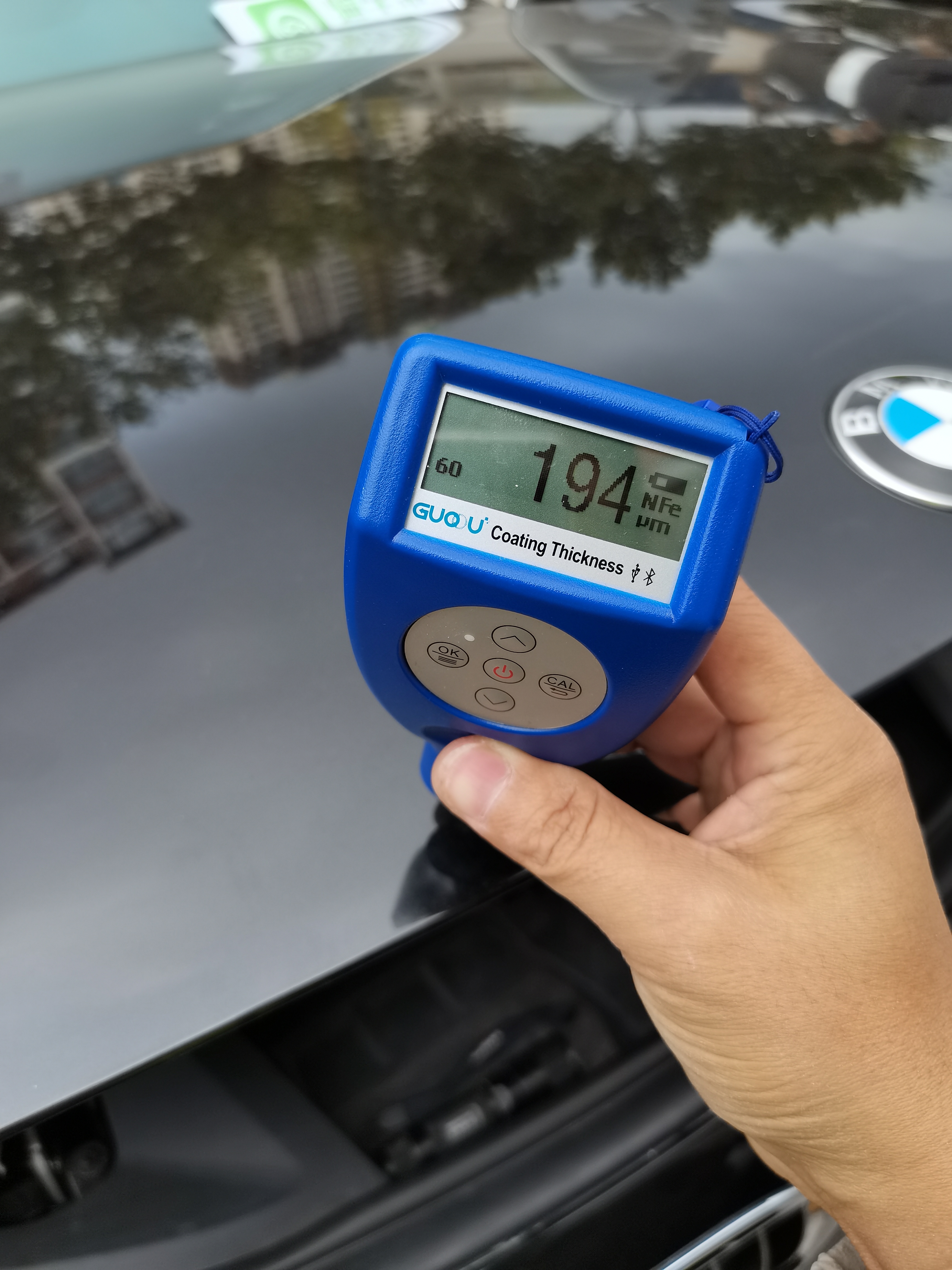 高手請進(jìn)來研究，寶馬740，庫存6年的新車，表顯近8千公里？