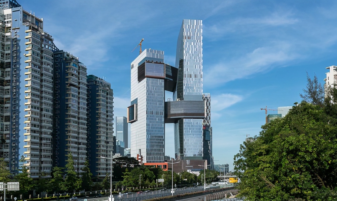 阿里的困局：市值落后了腾讯1万多亿，电商市场也被腾讯攻入腹地