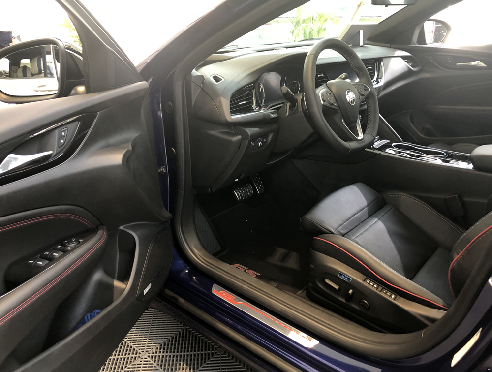 探店丨别克君威GS，上路22万多，便有BOSE音响，智能可变悬挂等