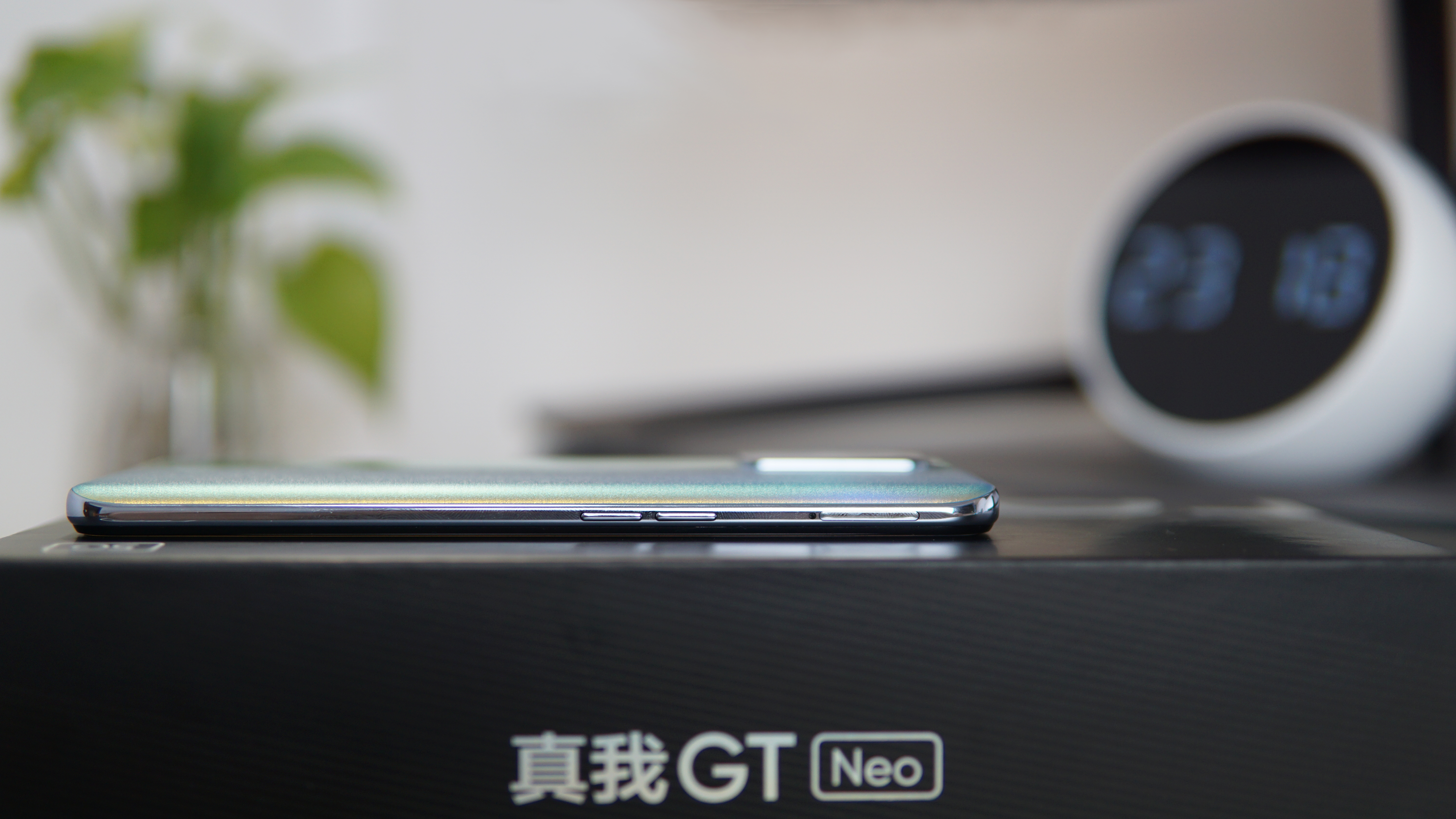realme GT Neo手机真实评测，锁定2021年2000元手机最优性价比选项