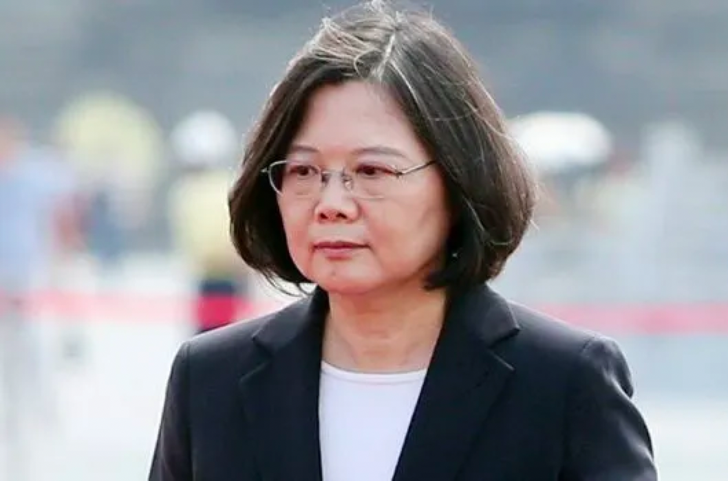岛内震动，美军阿富汗大溃败！拜登表态，台湾妄图抵抗到底，扯淡