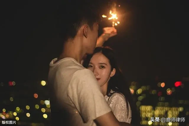 男方出轨，女方掌握3大证据，可要求对方净身出