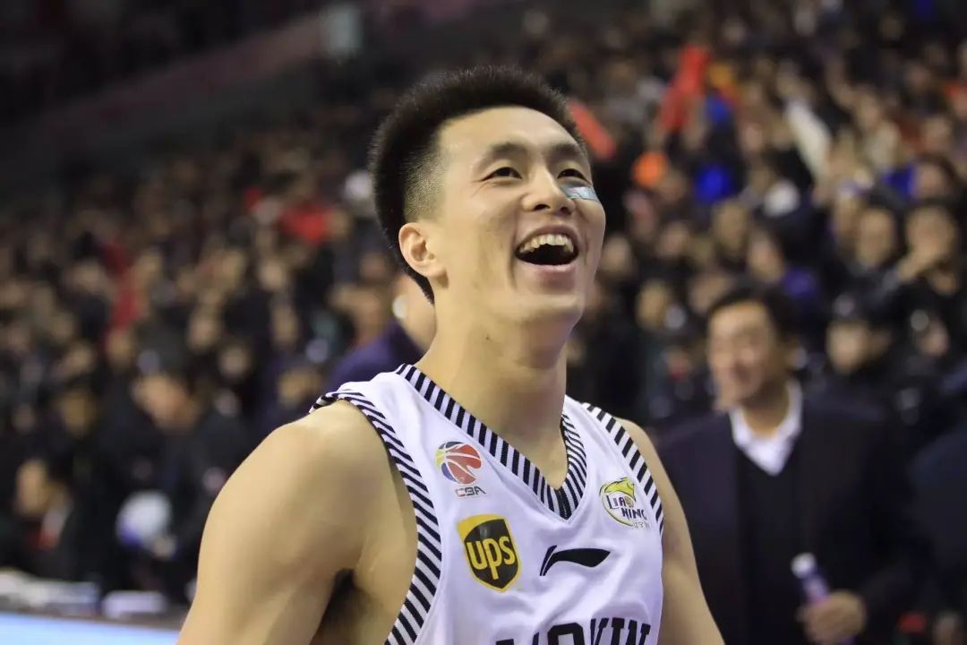 《吐槽大会》体育专场3个亮点，范志毅杀出重围，杨鸣颜值被嗑爆
