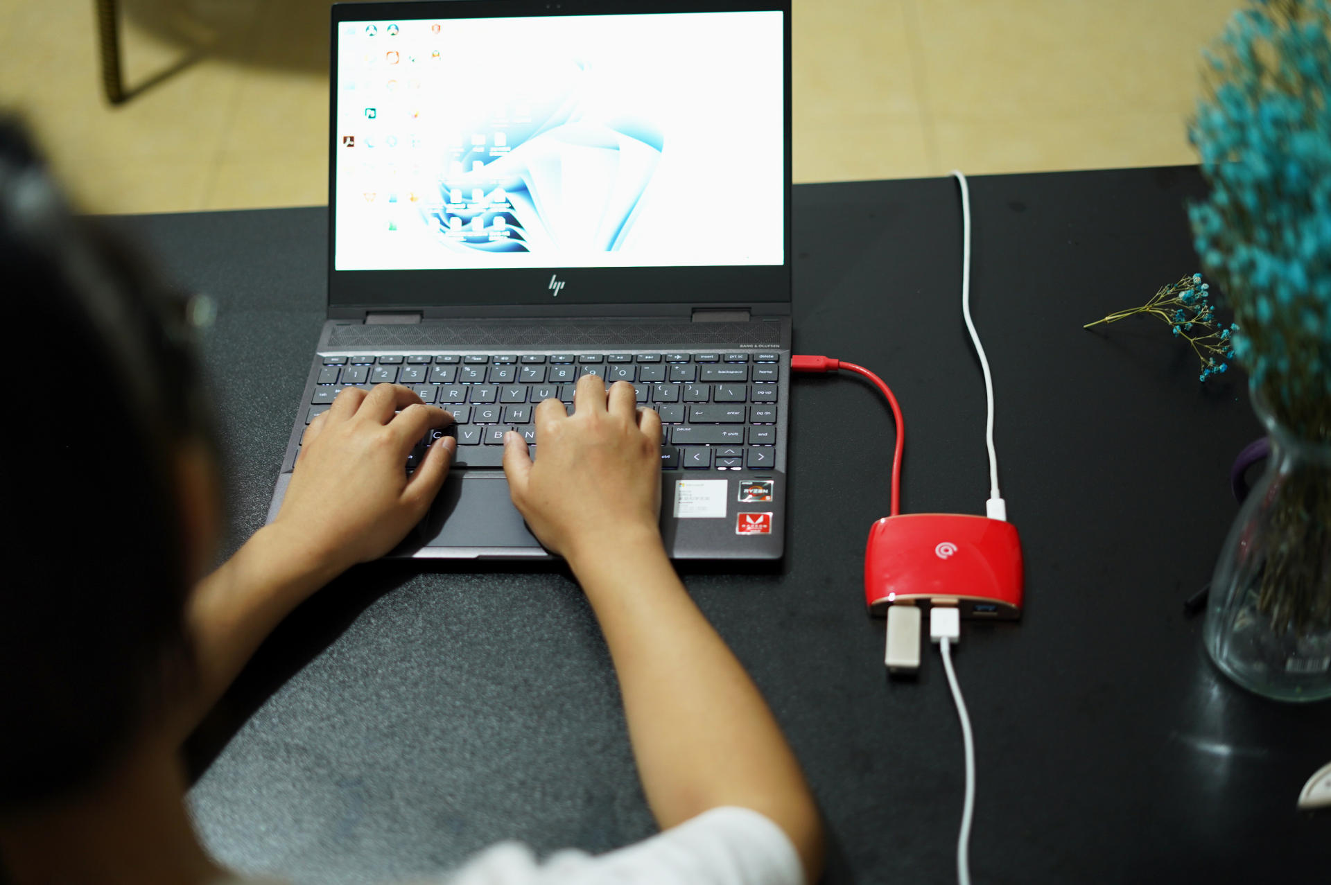 专属女孩的个性拓展坞你见过没？aigo国民好物扩展坞己悦H5S来了