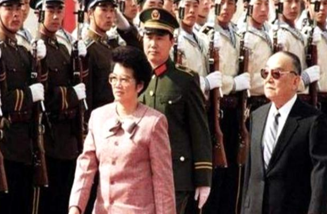 ȫ����λ����Ů��ͳ�����й��������Ժ������ξ�����������