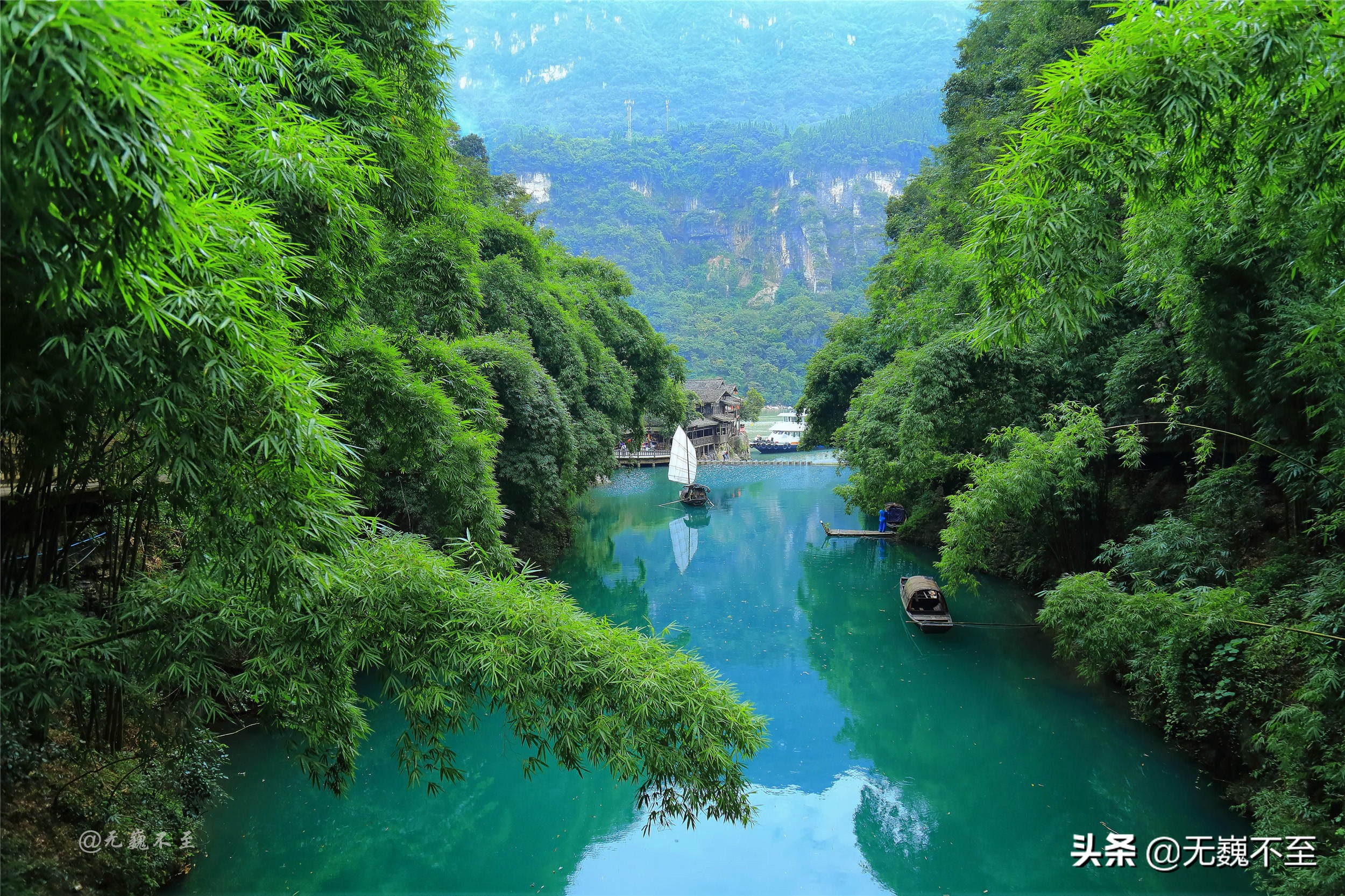 夜发清溪向三峡，灯影凝翠有人家(紫钗记灯街拾翠小桃红)