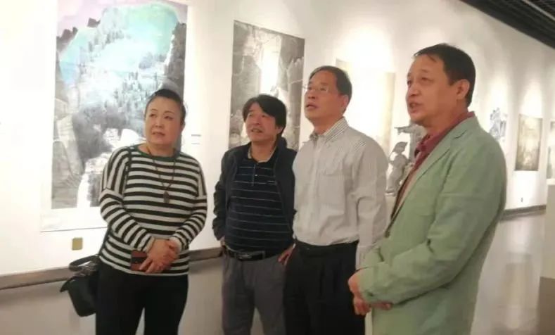 ��Ѷ���ܽ����̡��������������󳤰�����Ժ������������Բ������