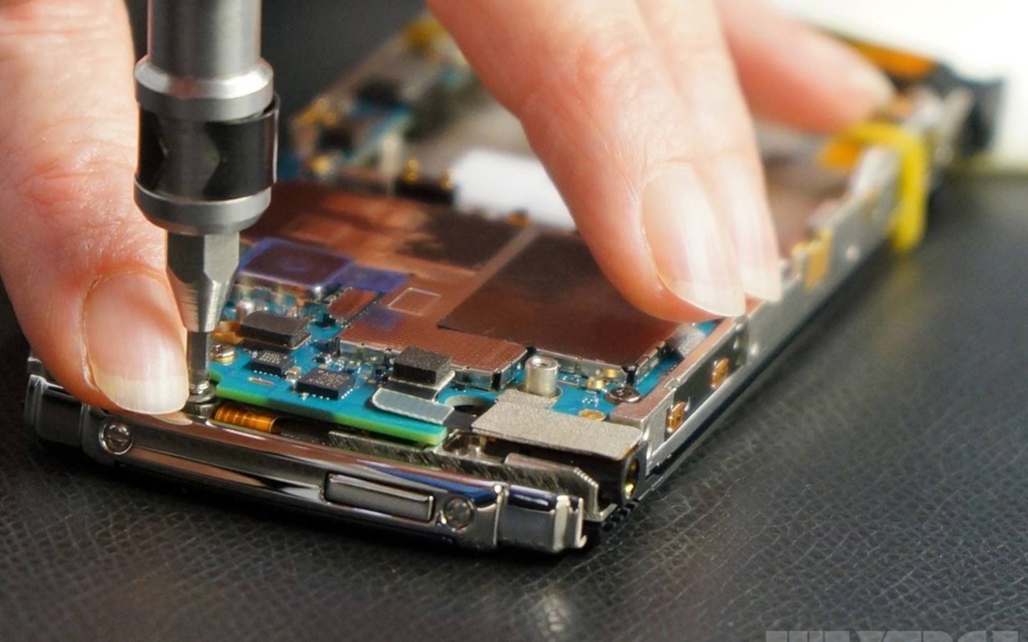 自研5G即将试验，印度急切放出豪言：成功后本国手机制造将超中国