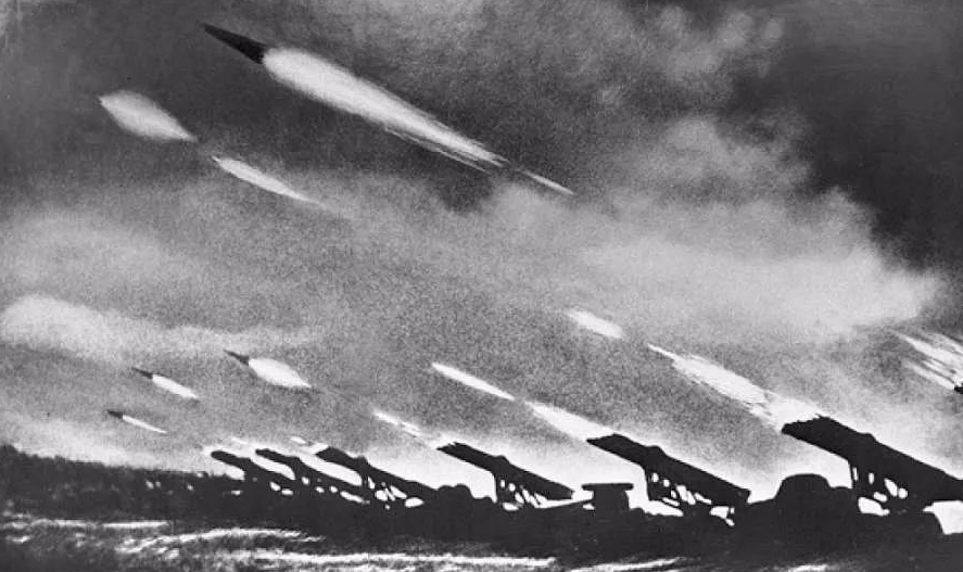 ־Ը��ʹ�ÿ���ɯ��ը������ǧ���ˣ�����΢��Ϊ������ս��