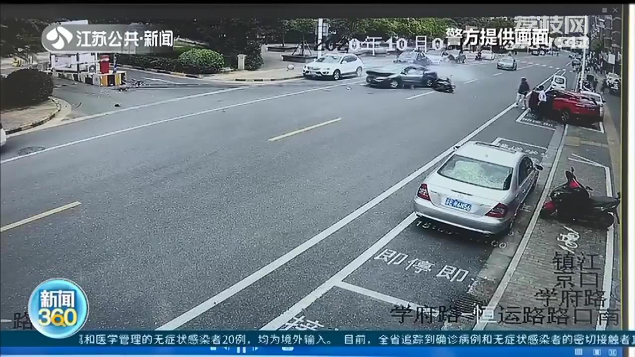 女司机油门误当刹车！接连撞上电动车、私家车和公共设施