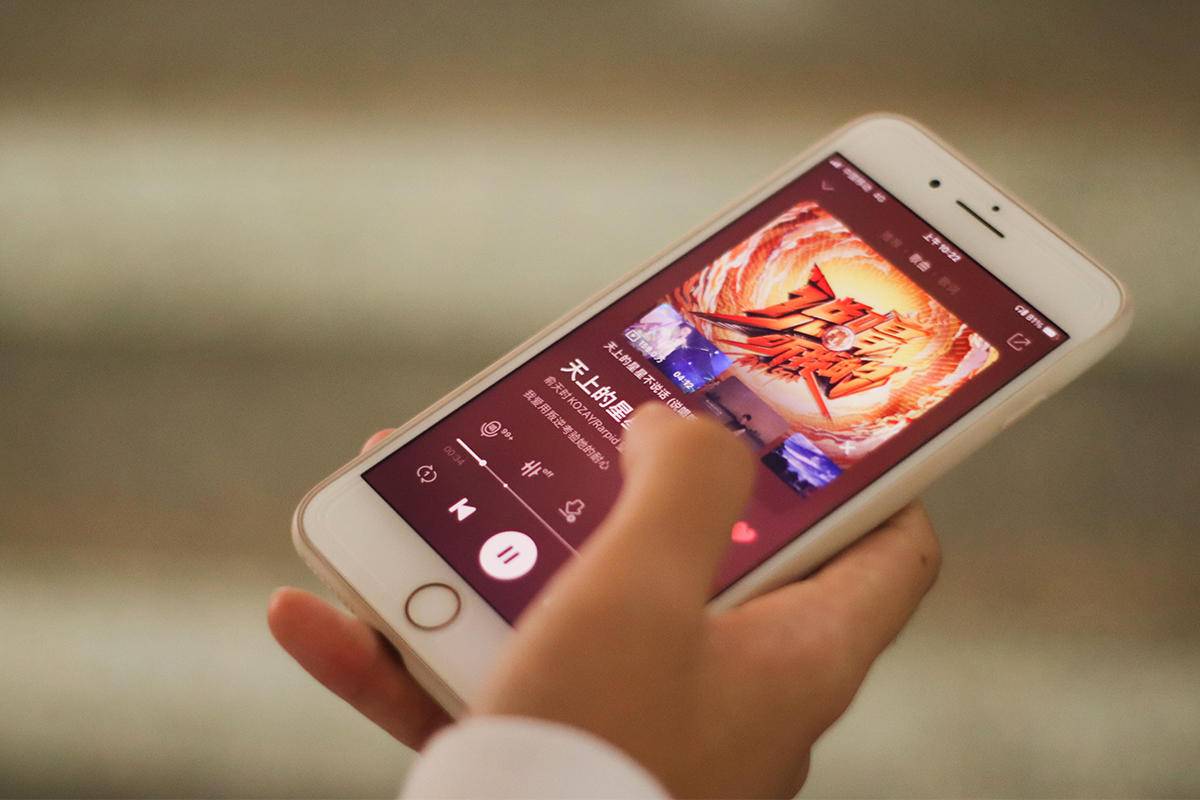 蓝牙耳机怎么选？漫步者通话降噪耳机才是职场人士的心头好