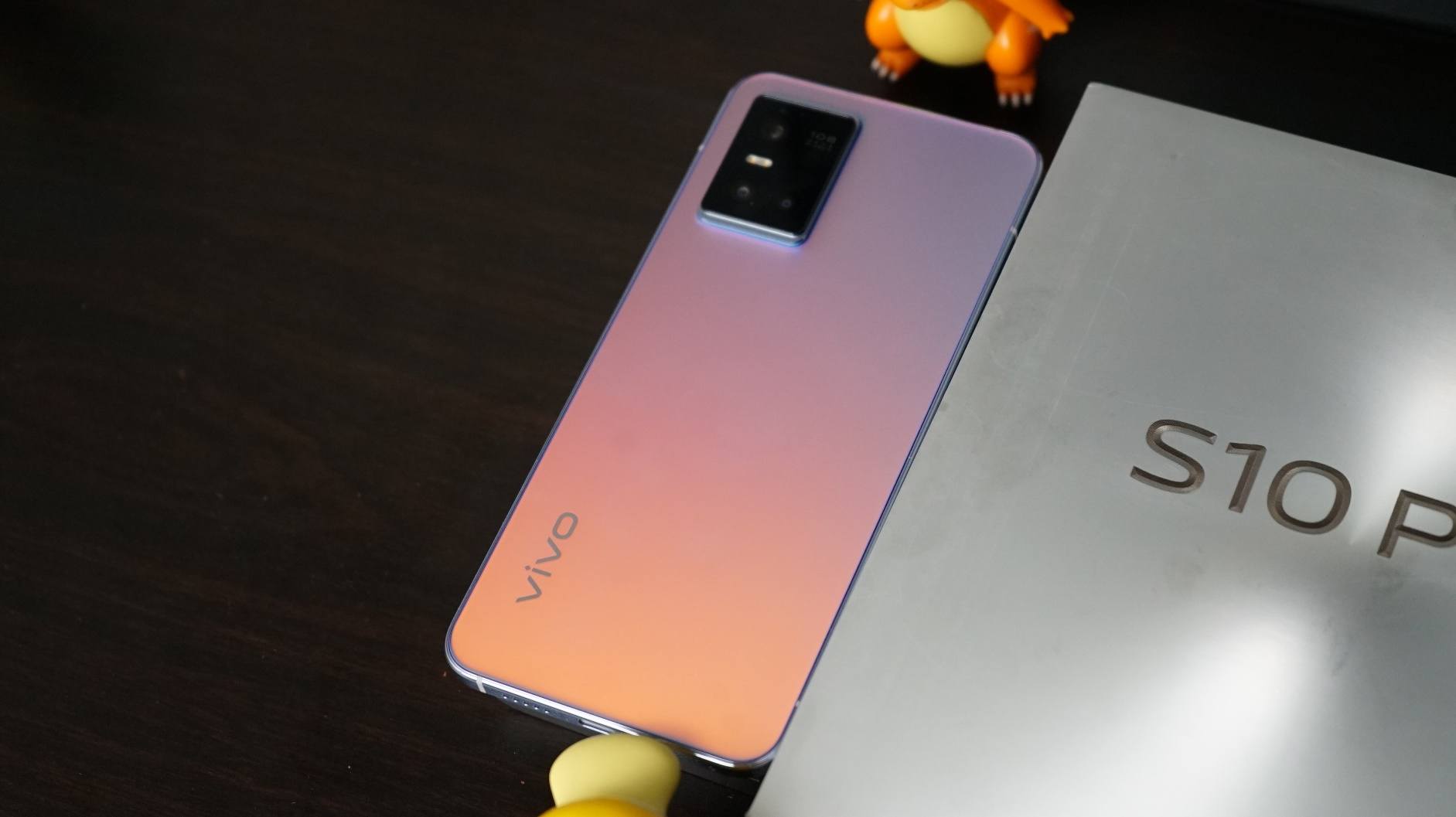 vivo S10 Pro评测总结：能够打动年轻人的，不只是自拍