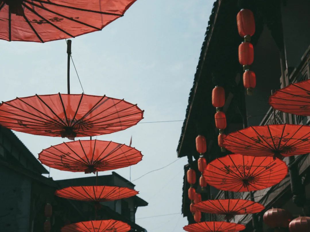 高速15分钟直达，这座城市比成都更安逸，却有