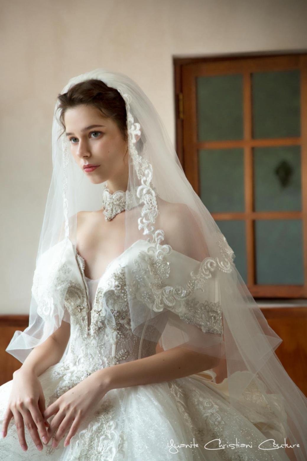 Thương hiệu váy cưới cao cấp Indonesia Yuanita Christiani 'Bài ca tình yêu' nổi bật tại Thượng Hải