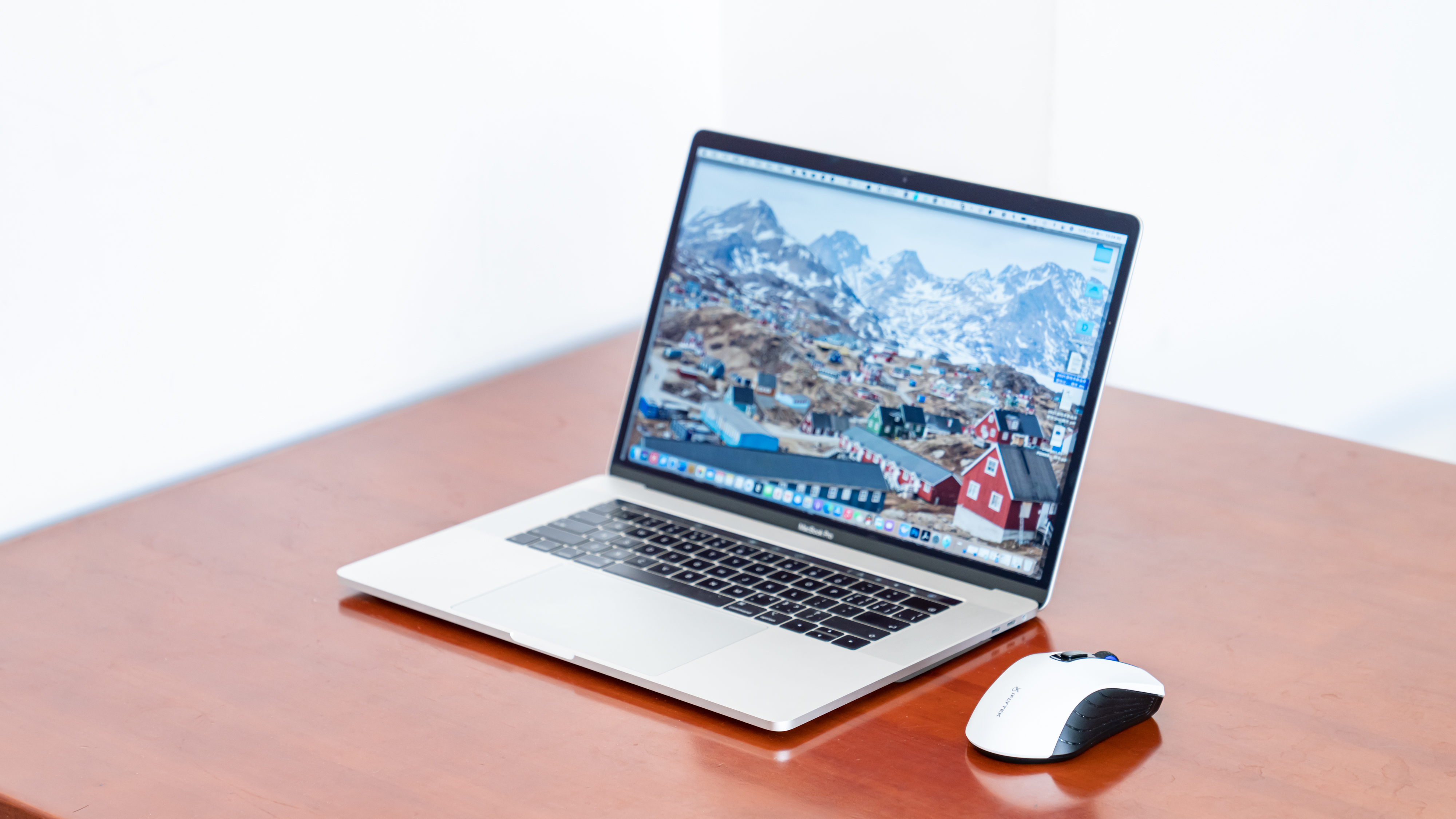 讯飞智能办公鼠标m210:语音录入,实时翻译,语音助手全搞定