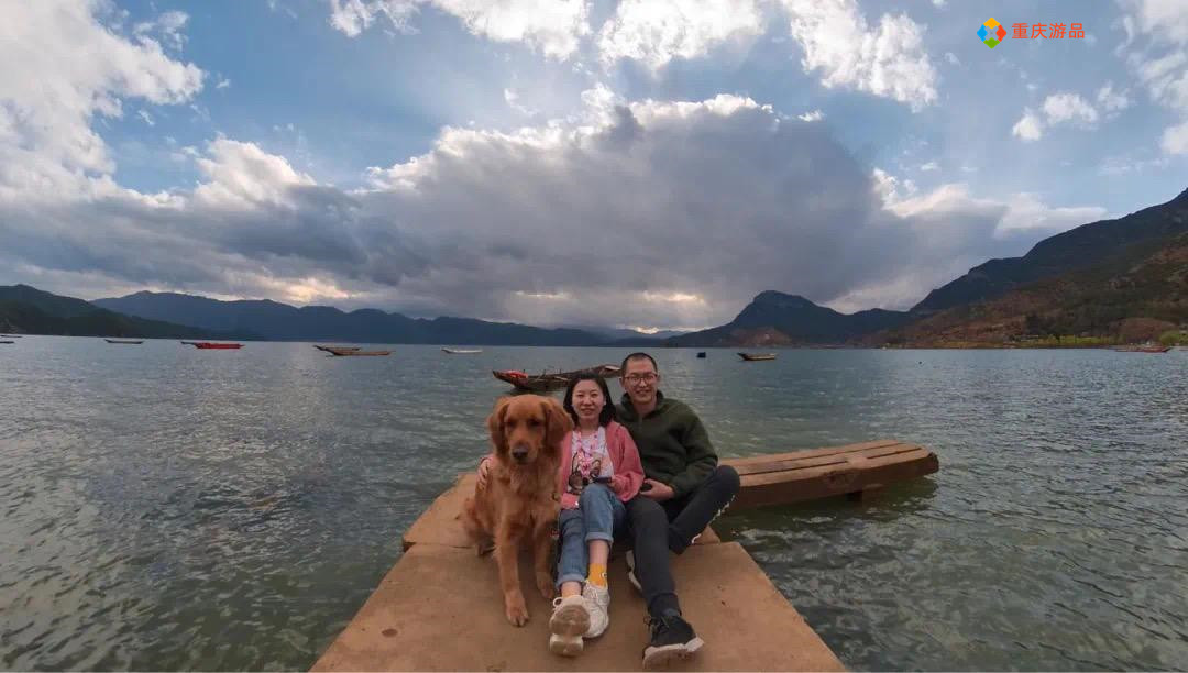 ​重庆小两口环游中国：在泸沽湖被冻得发抖，只能吃自热锅和泡面