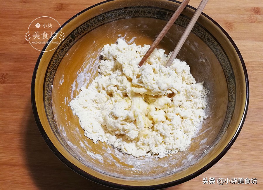 圖片[5]-春天 菠蘿不要生吃了 試試這樣做一次 我家女兒連吃2張都不夠-起舞食譜網