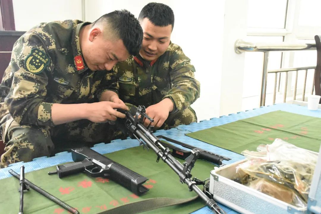 侯<a href=http://www.cngansu.cn/news/ target=_blank class=infotextkey></a>ܶӣǧ๫ Ѱһ