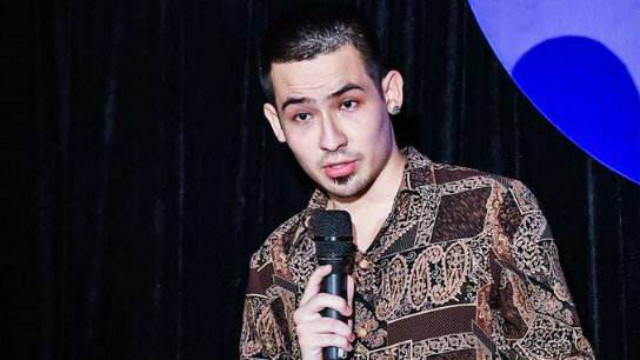 卡姆吸毒被抓，笑果文化回应，为何没将卡姆扫